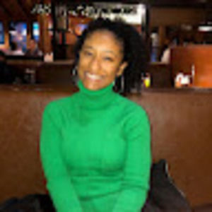 Meet your Posher, Raquel